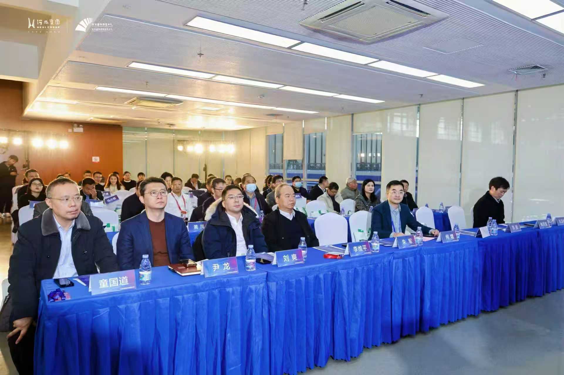 思澎电子科技问鼎